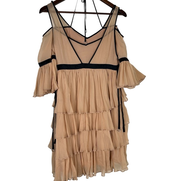 Cinq à Sept Blush Ruffle Mini Dress Sz 6 - Picture 6 of 8